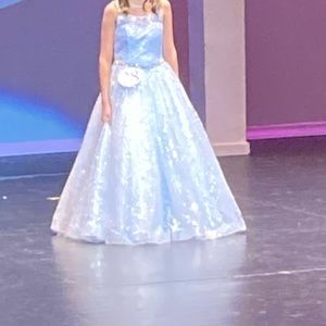 Winning Pageant Gown for Tween girl Tiffany Designs size 14